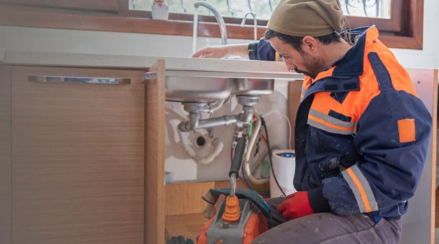 Expert burst pipe repair services in Mansfield, TX